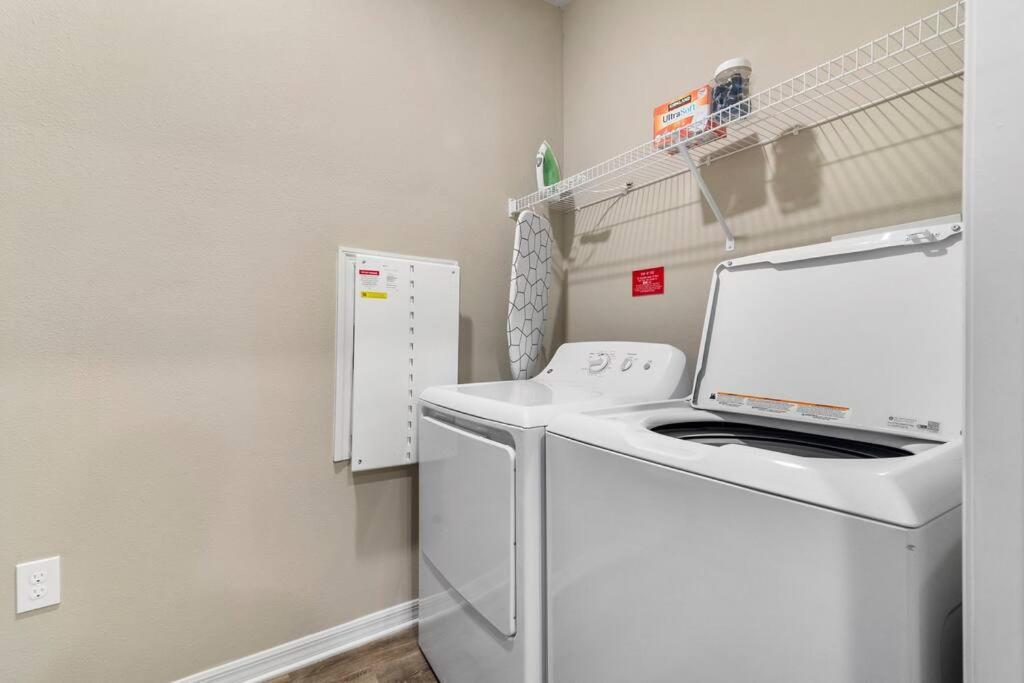 Elegant 1Br/1Ba Condo With Pool, Gym And Laundry Melbourne Esterno foto